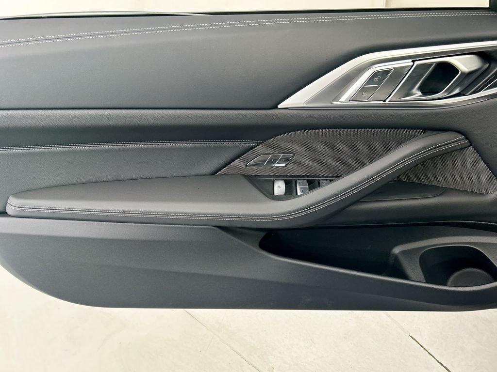 New 2027 Black Sapphire Metallic BMW M440i image 22