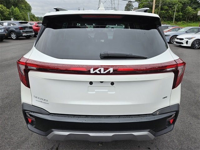 2024 Kia Seltos S photo 3