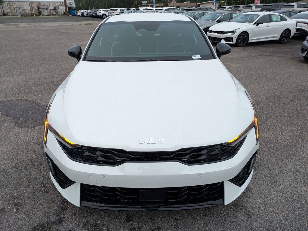 New 2026 Snow White Pearl Kia GT-Line FWD image 9