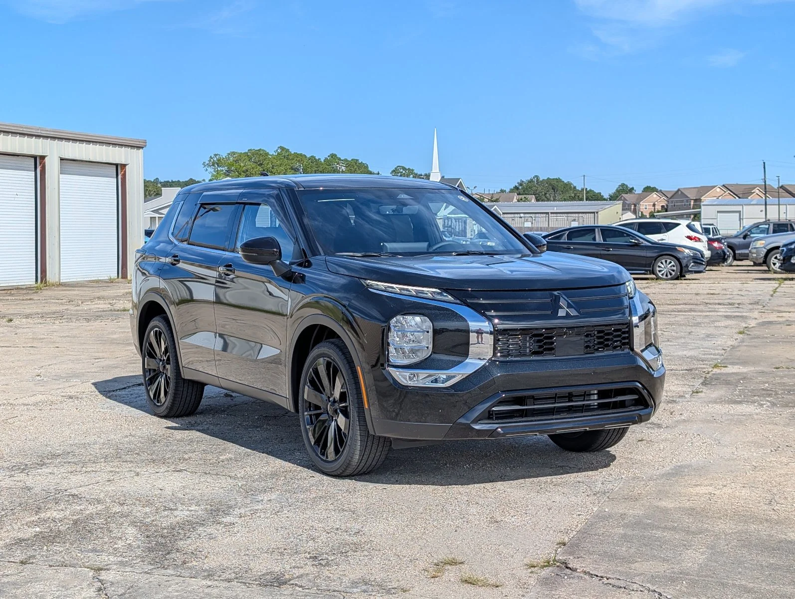 New 2026 Black Mitsubishi LE image 9