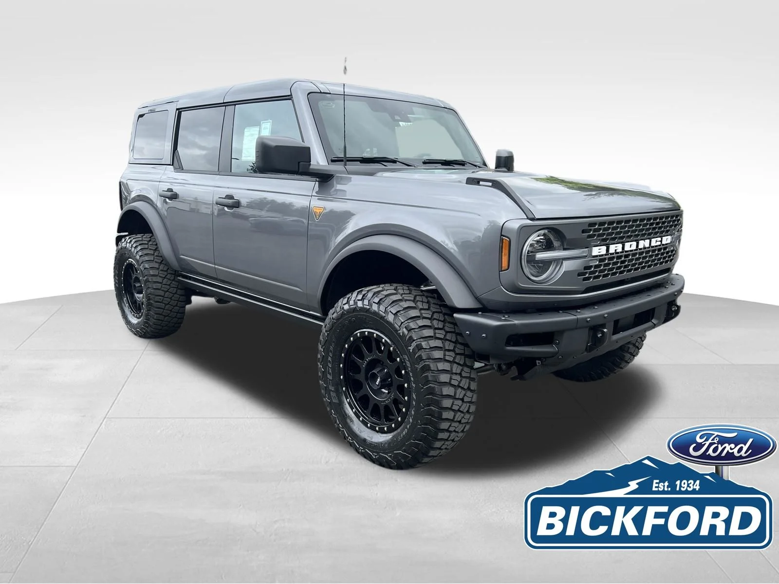 New 2025 Gray Ford Badlands image 3