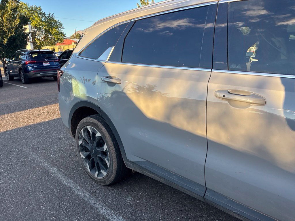 Used 2025 Gray Kia EX image 6