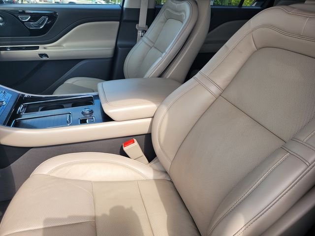 Used 2023 Blue Lincoln Reserve image 13