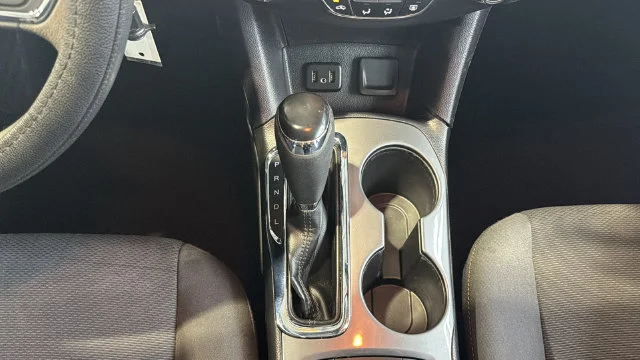 Used 2019 White Chevrolet LS image 20