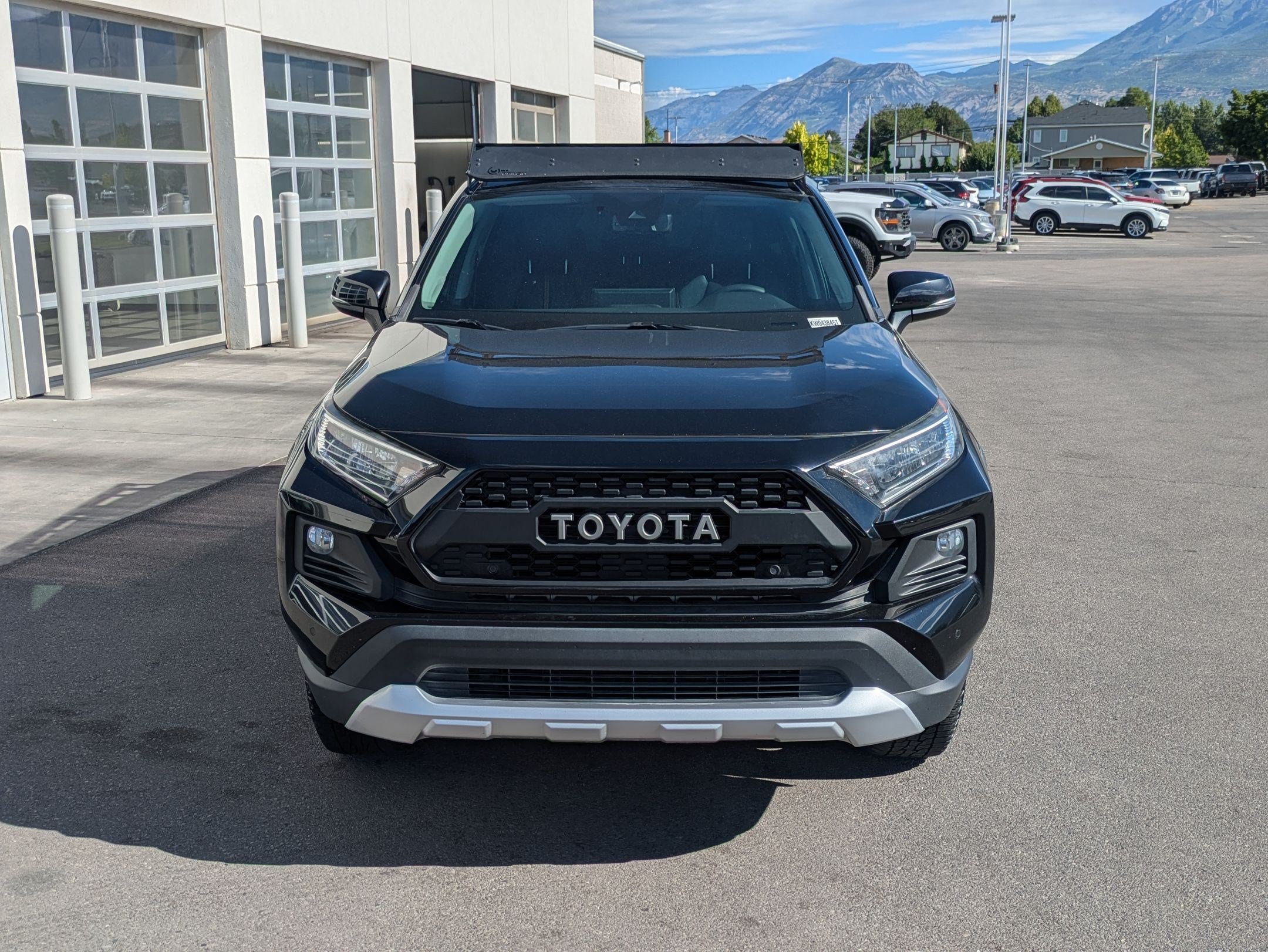 Used 2019 Midnight Black Metallic Toyota Adventure image 9