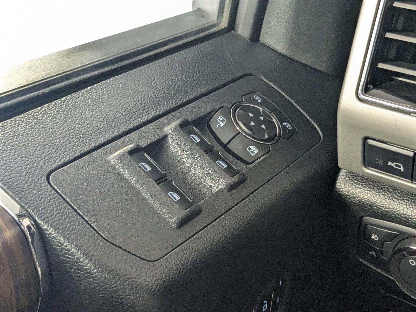 Used 2019 Agate Black FORD  image 15