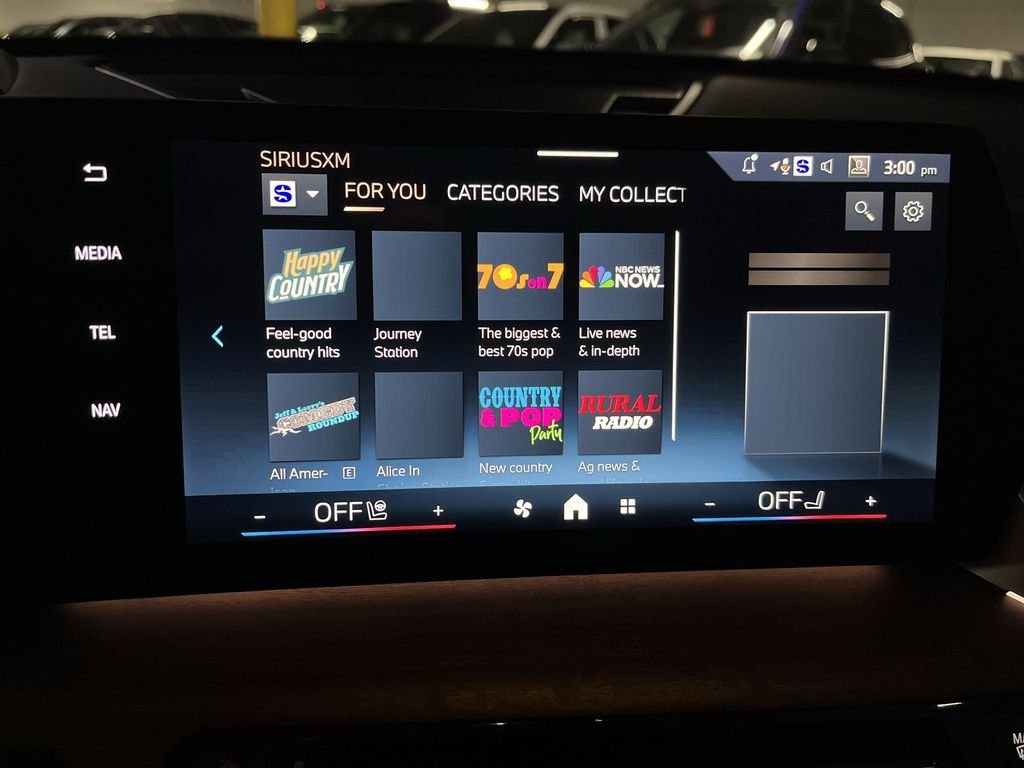 Used 2026 Blue BMW xDrive28i image 16