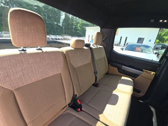 Used 2023 Gray Ford XLT image 16