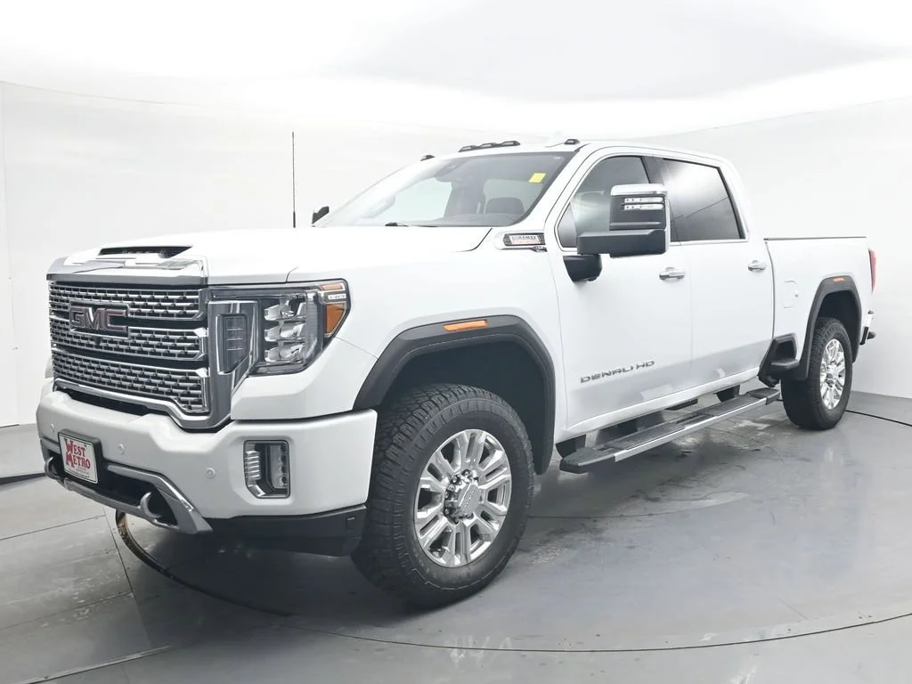 2021 GMC Sierra 4WD Crew Cab Standard Box Denali's photo