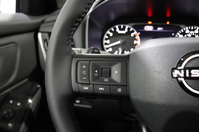 2026 Nissan Rogue Dark Armor - Photo 17