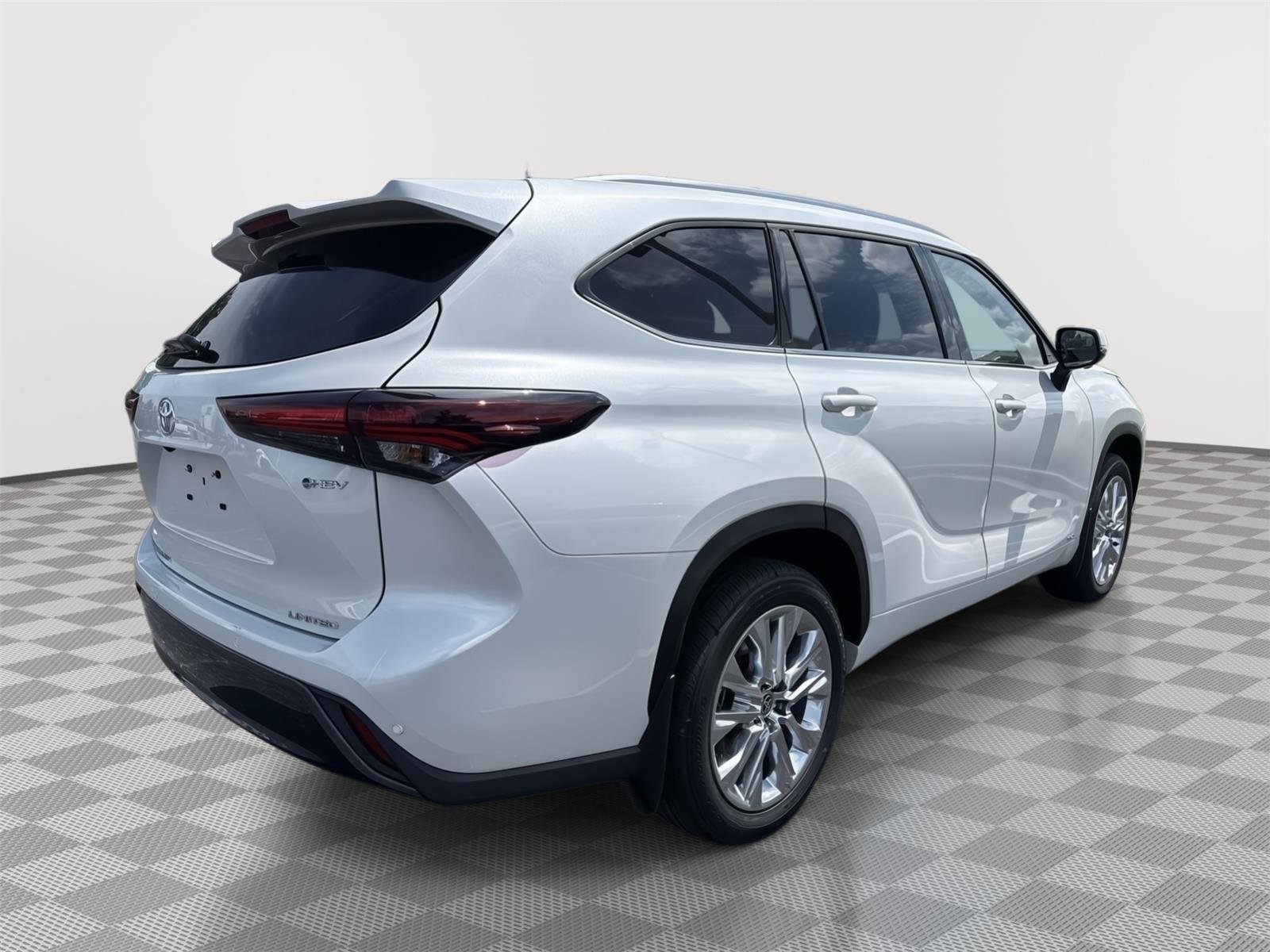 Certified Used 2026 Wind Chill Pearl Toyota Limited image 12