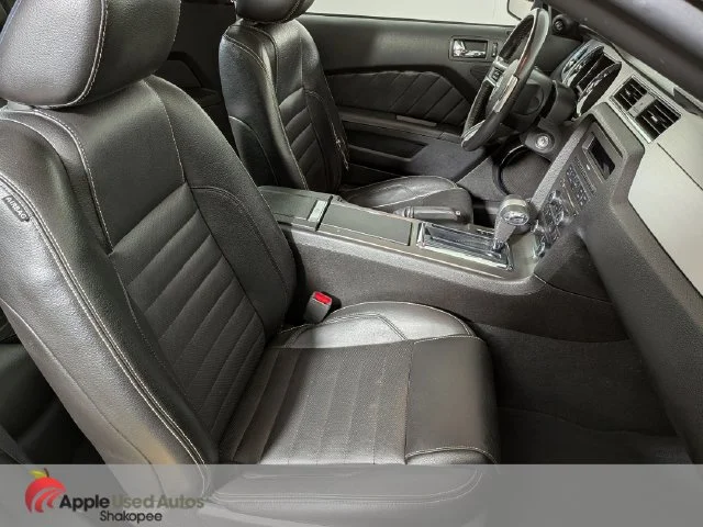 Used 2010 Gold Ford V6 image 34