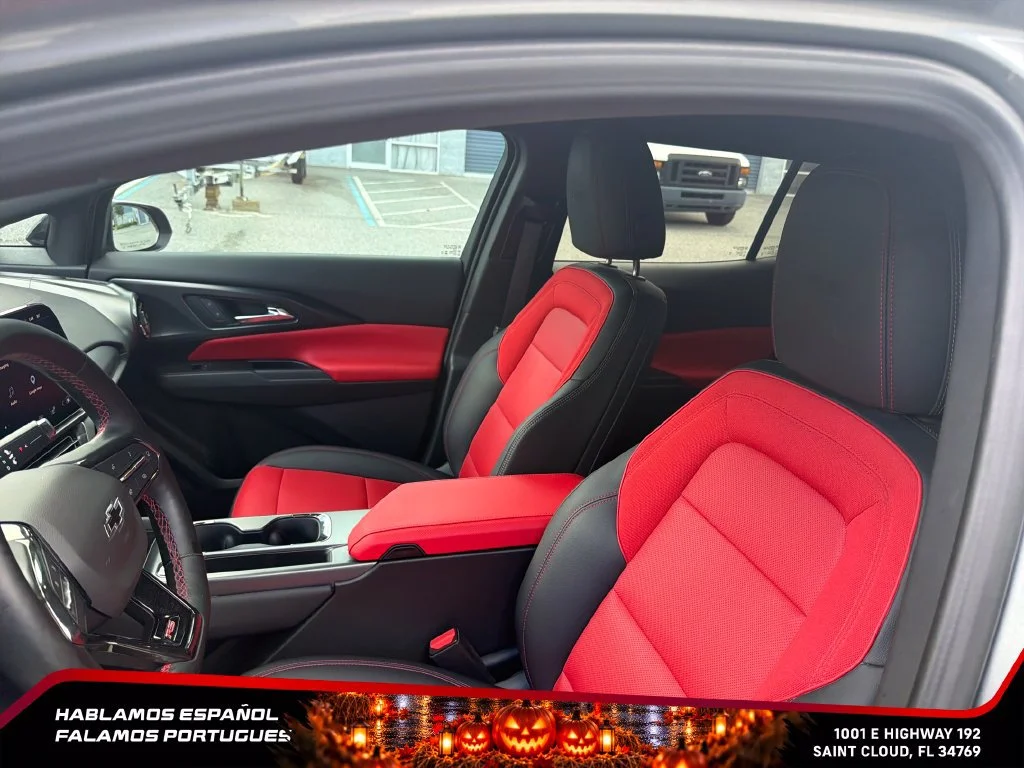 2024 Chevrolet Equinox EV RS - Photo 16