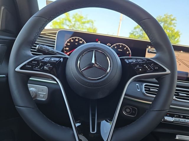 New 2026 Black Mercedes-Benz GLE580 image 19