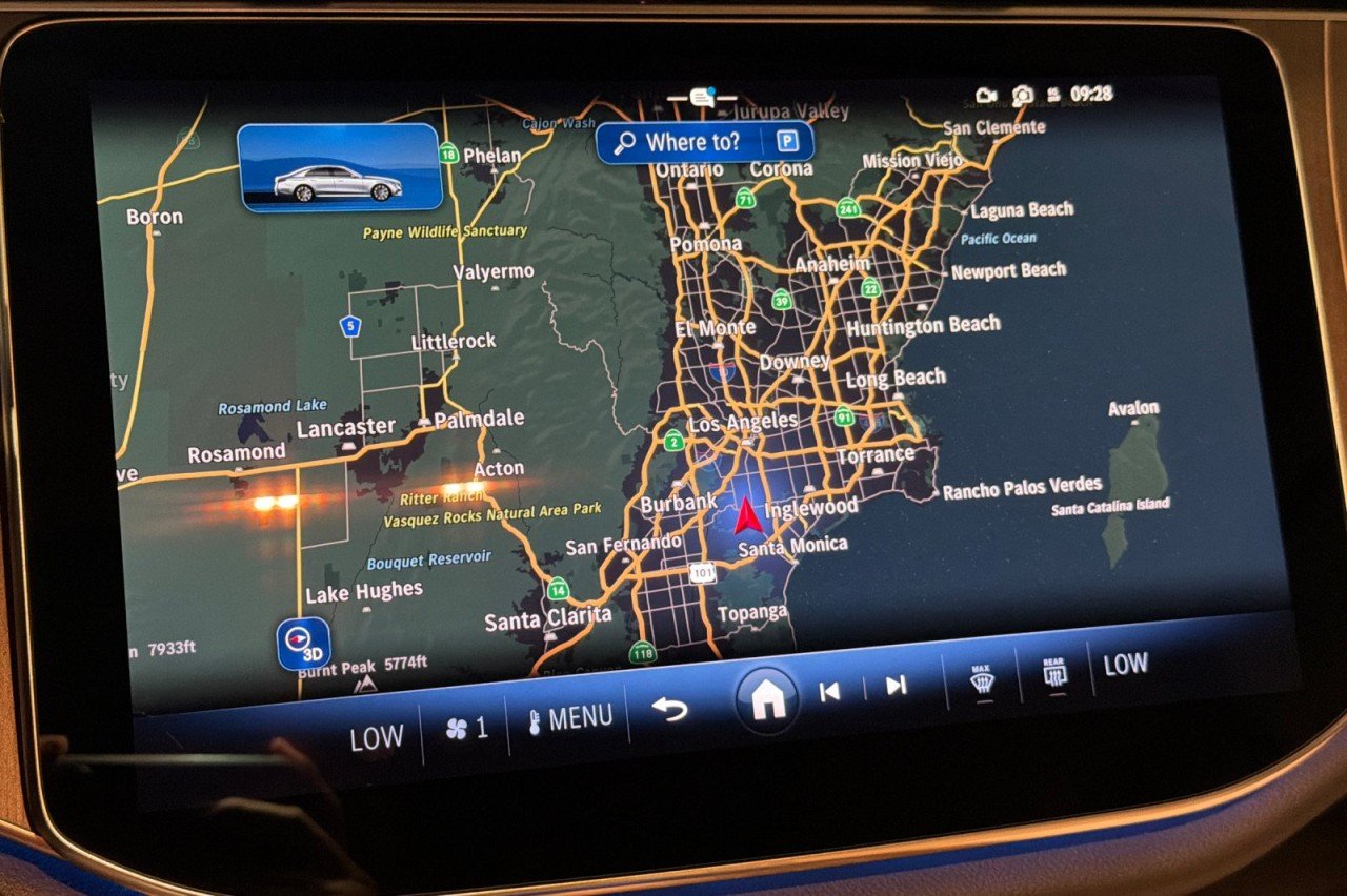 New 2027 Polar White Mercedes-Benz E 350 RWD Sedan image 17