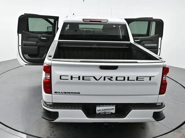 Used 2025 Summit White Chevrolet Custom image 40