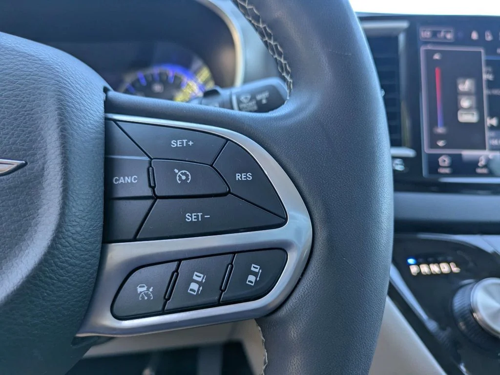 Used 2023 Blue Chrysler Touring L image 28