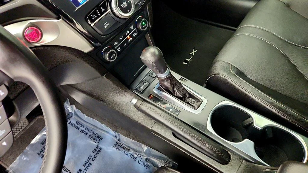 Used 2019 Performance Red Pearl Acura Sedan w/Technology Pkg image 17