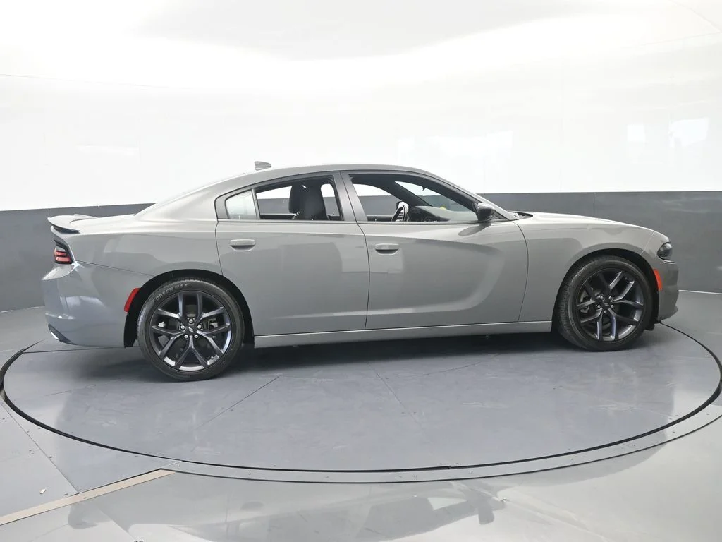 Used 2023 Destroyer Gray Clearcoat Dodge SXT image 7
