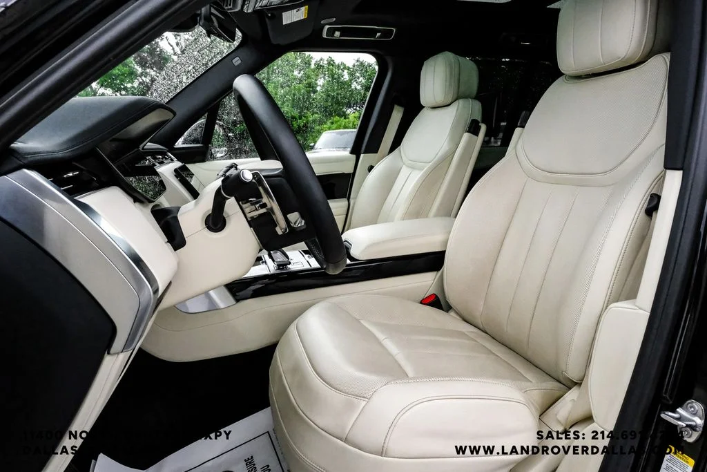 Certified Used 2025 Black Land Rover SE image 35