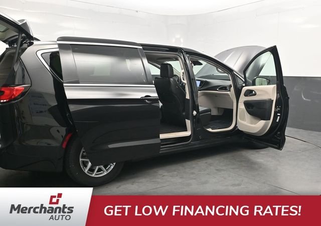 Used 2024 Black Chrysler Touring L image 47