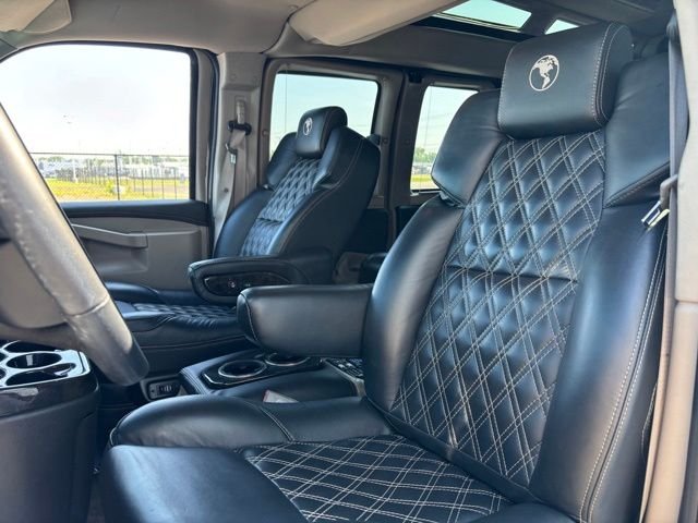 Used 2025 Special Exterior Color GMC Explorer Limited SE image 17