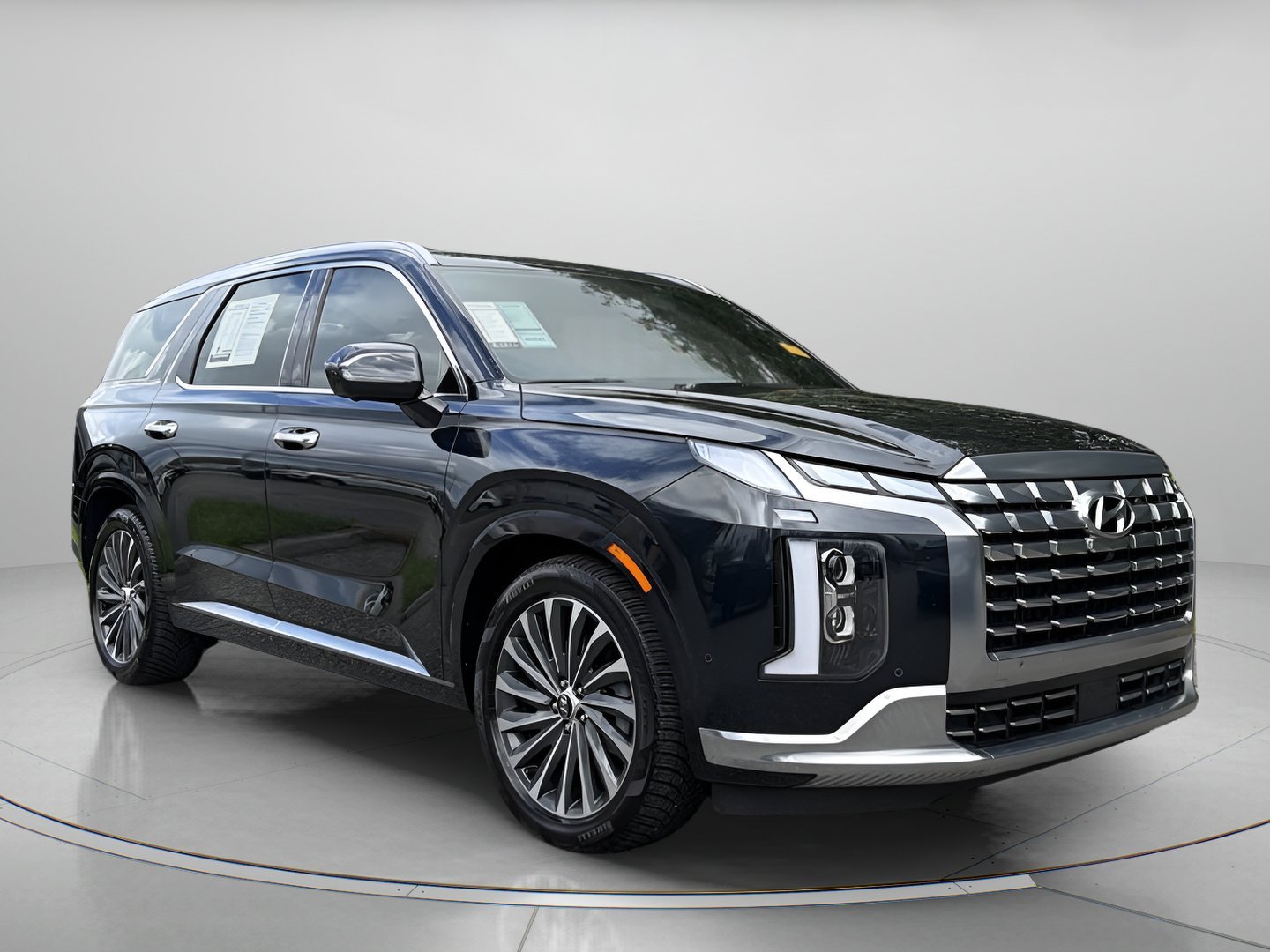 Used 2024 Moonlight Cloud Hyundai Calligraphy image 1