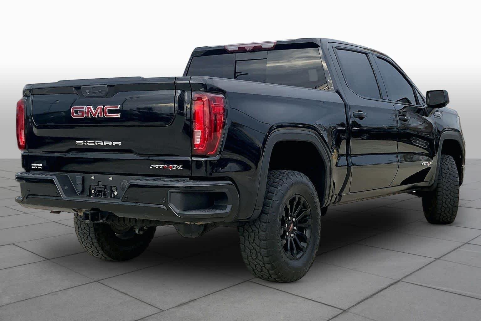 Used 2022 Onyx Black GMC AT4X image 13