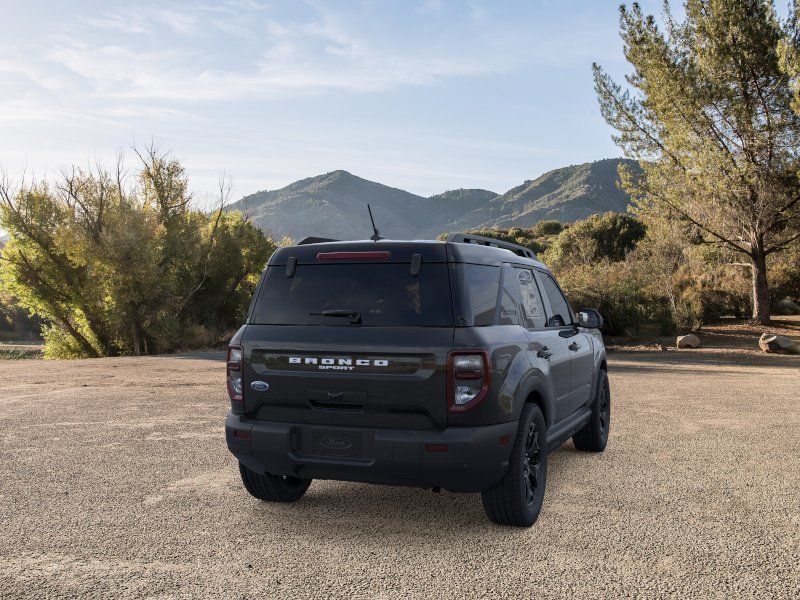 New 2026 Shadow Black Ford Outer Banks® image 31