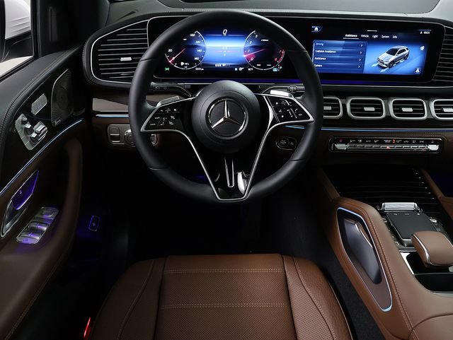 New 2026 MANUFAKTUR Moonlight White Metallic Mercedes-Benz GLE 350 image 15