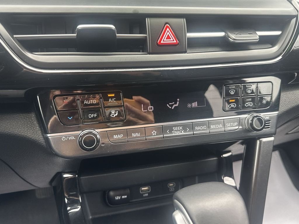 Used 2024 Black Kia S image 25