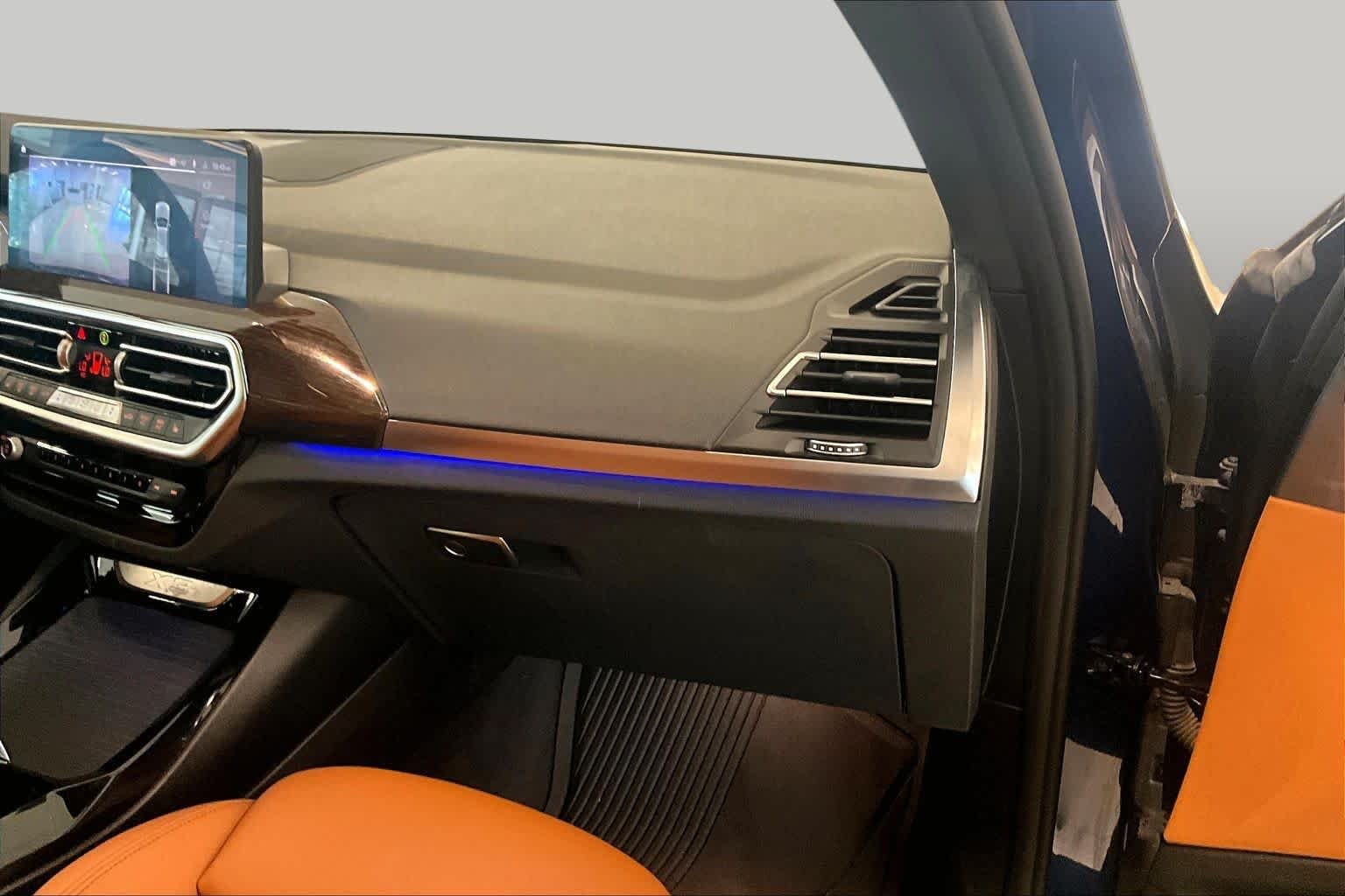 Used 2023 Phytonic Blue Metallic BMW sDrive30i image 17