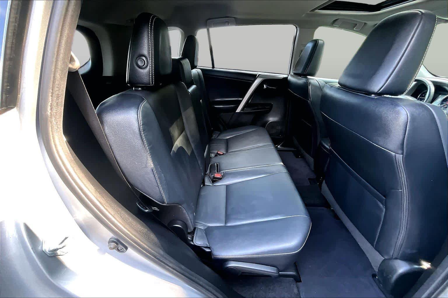Used 2018 Silver Sky Metallic Toyota Limited image 19