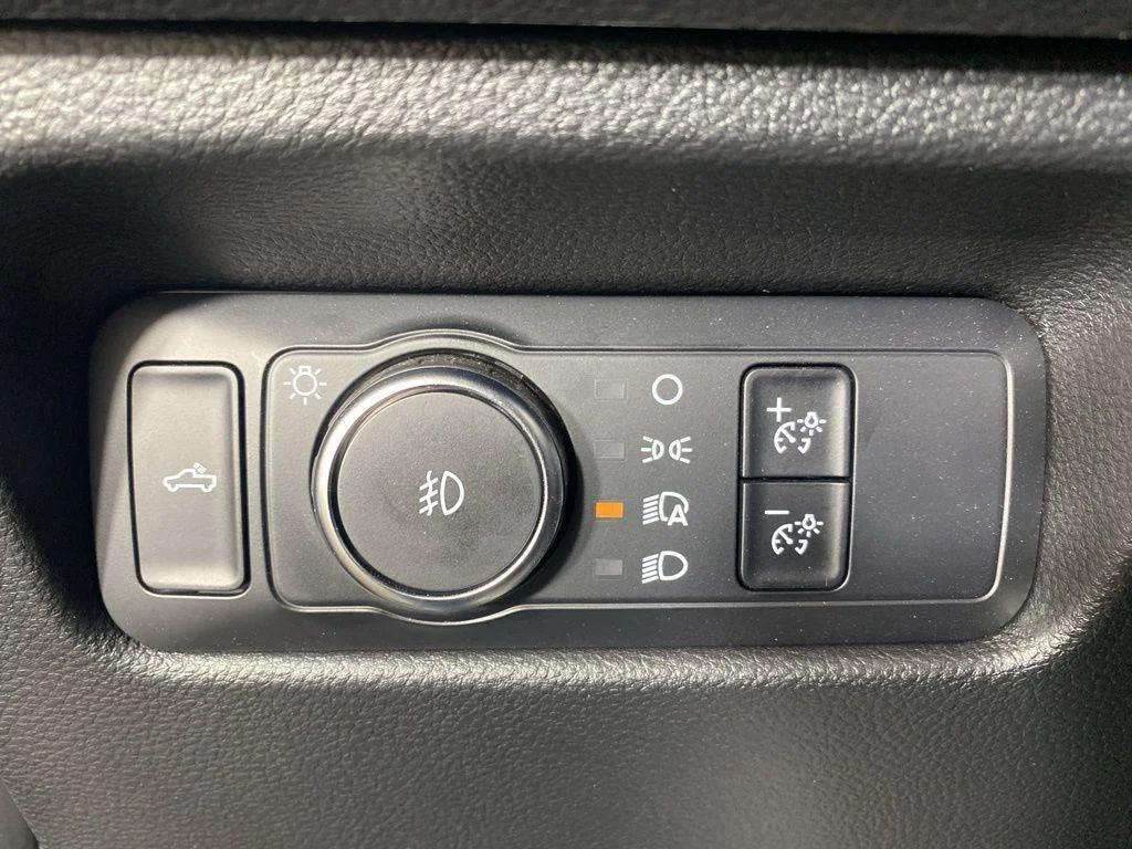 Used 2024 Shadow Black Ford XLT image 22