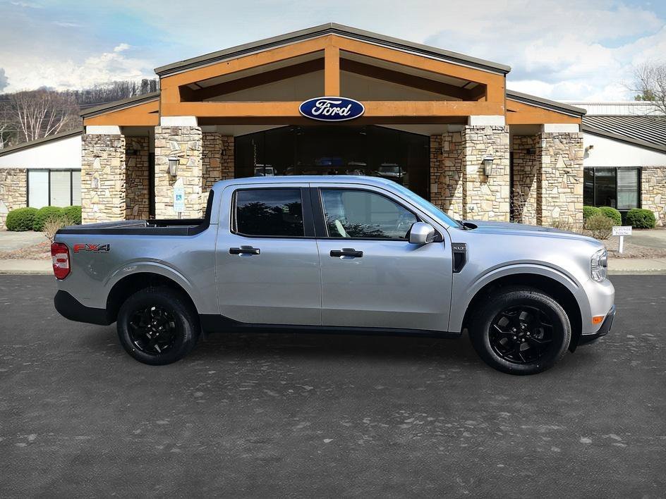 Used 2022 Silver Metallic Ford XLT image 4