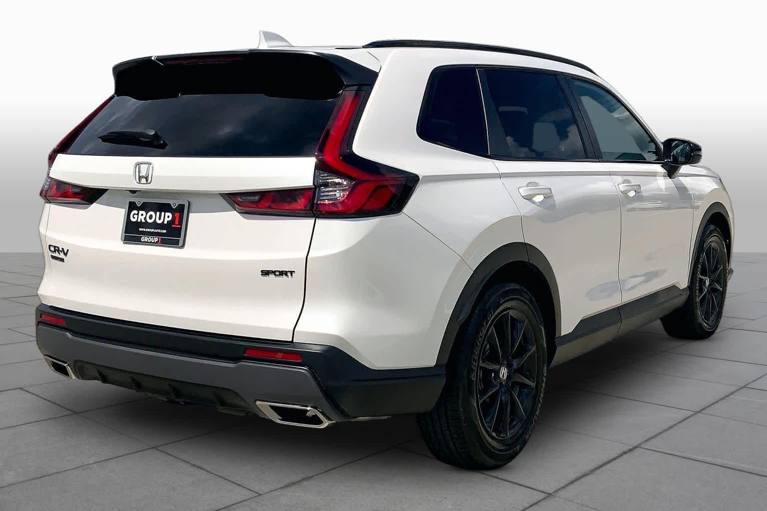 Used 2026 Platinum White Pearl Honda Sport image 13