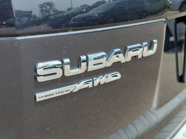 Used 2017 Gray Subaru 2.5i image 7