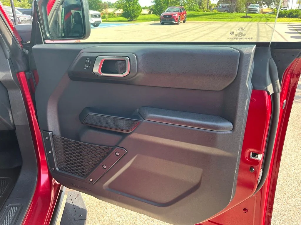 Used 2025 Red Ford Badlands image 10
