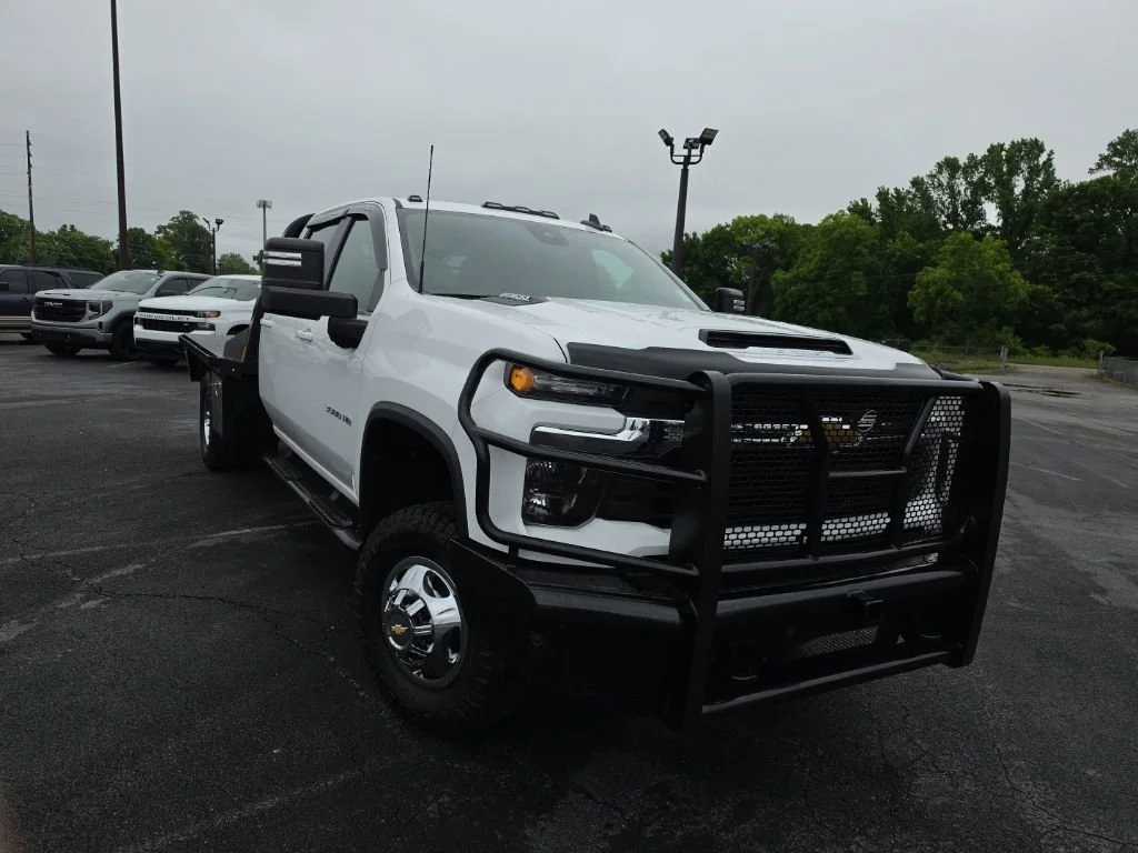 2024 Chevrolet Silverado 3500 Chassis Cab