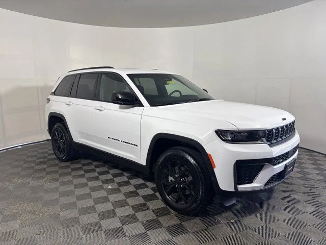 2026 Jeep Grand Cherokee Altitude