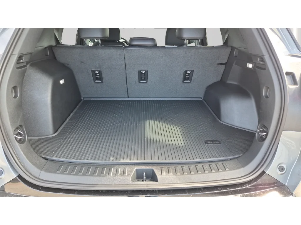 2027 GMC Terrain AT4 - Photo 31