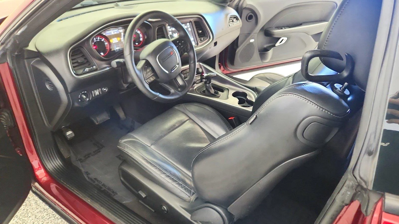 Used 2017 Octane Red Pearlcoat Dodge SXT Plus image 14