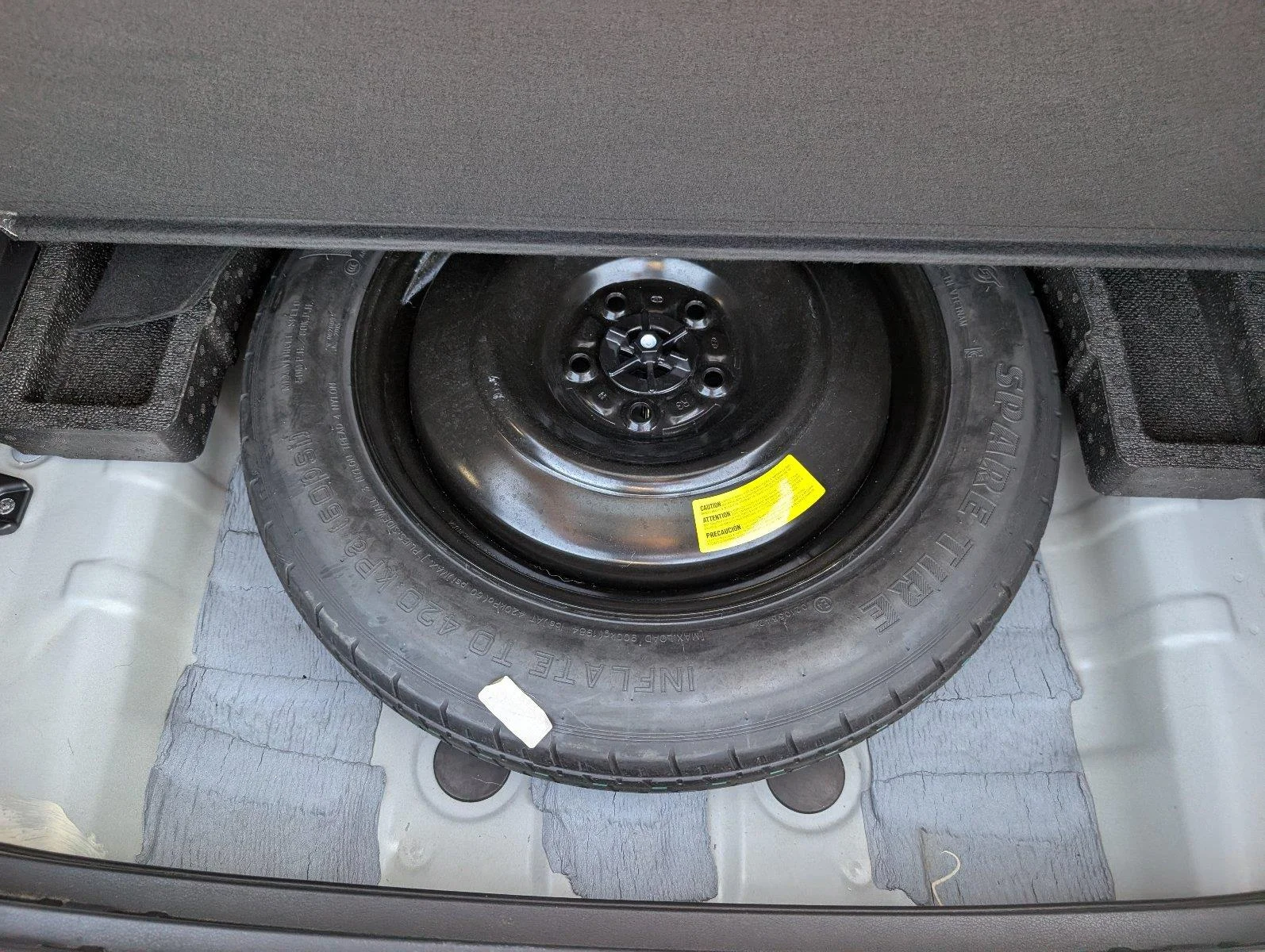 Used 2025 Wolf Gray Kia SX-Prestige image 41