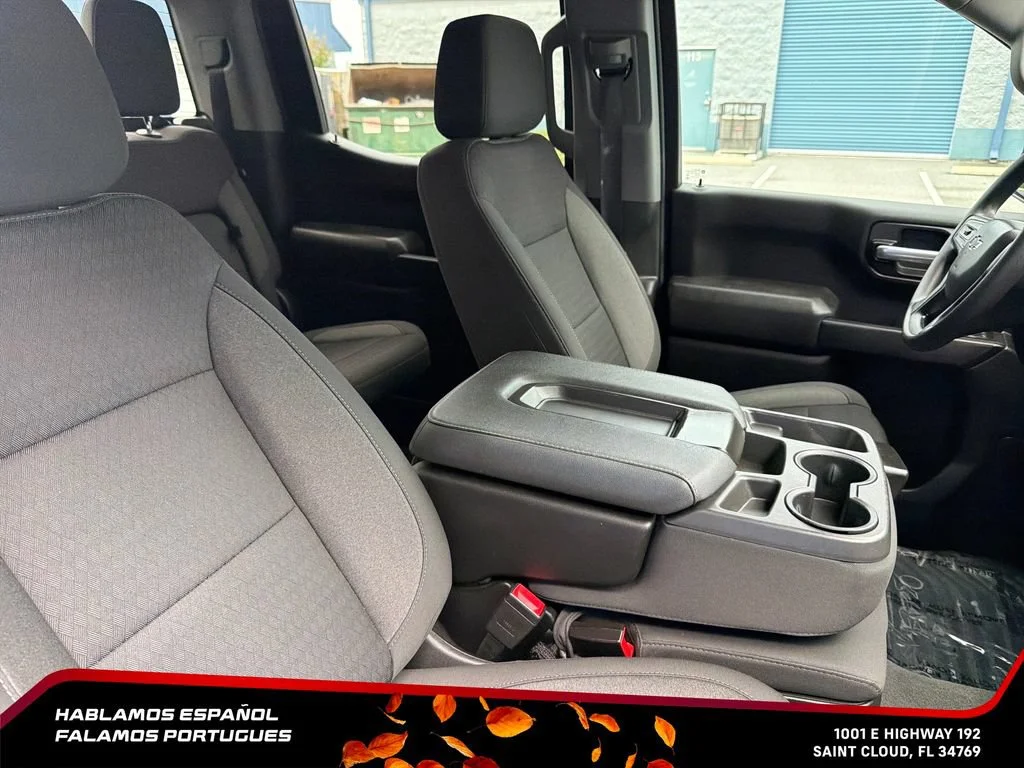 Used 2023 BLACK Chevrolet Custom image 34