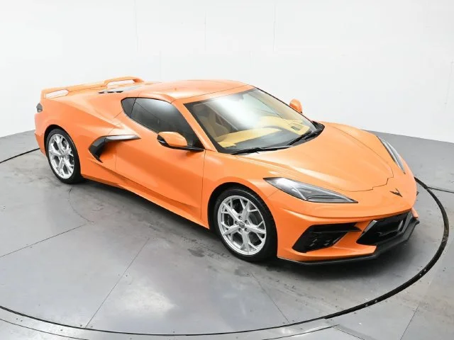 Used 2023 AMPLIFY ORANGE TINTCOAT Chevrolet 3LT image 29