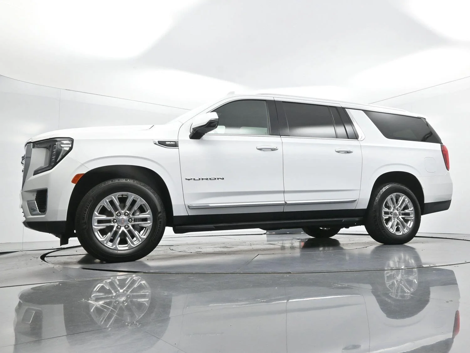 Used 2022 SUMMIT WHITE GMC SLT image 52