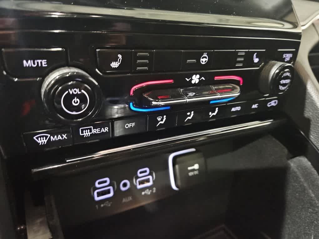 Used 2021 Metallic Jeep Limited image 18