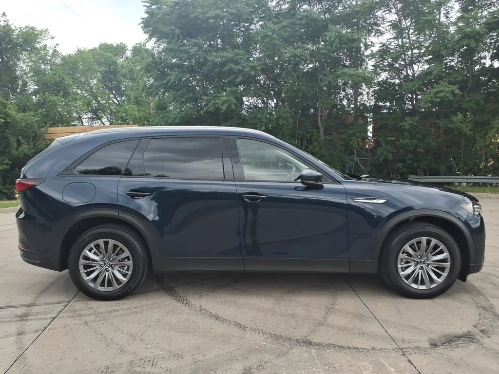 Certified Used 2024 Blue Mazda Preferred image 2