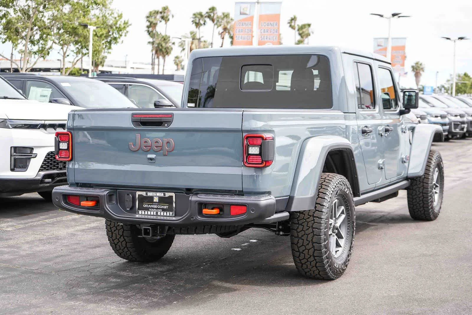 New 2026 Anvil Clear-Coat Exterior Paint Jeep Mojave X image 7