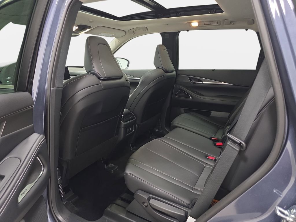 Certified Used 2026 Moonbow Blue INFINITI LUXE image 10